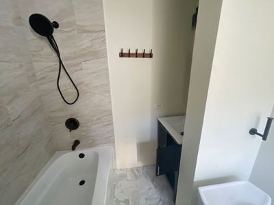 3 BR for rent — 10000 S Forest Ave, Chicago 3