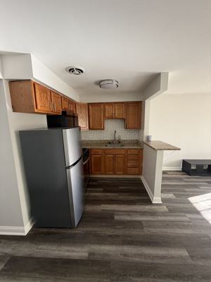 1 BR for rent — 3018 E Cheltenham Pl, Chicago 2