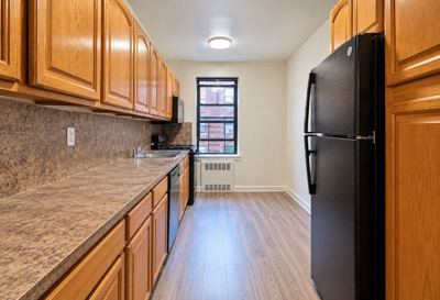 2 BR for rent — 1180 Ocean Pkwy #406, Brooklyn 3