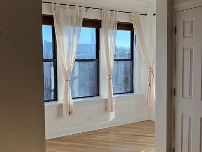 2 BR for rent — 2948 W Cortland St APT 3, Chicago 3